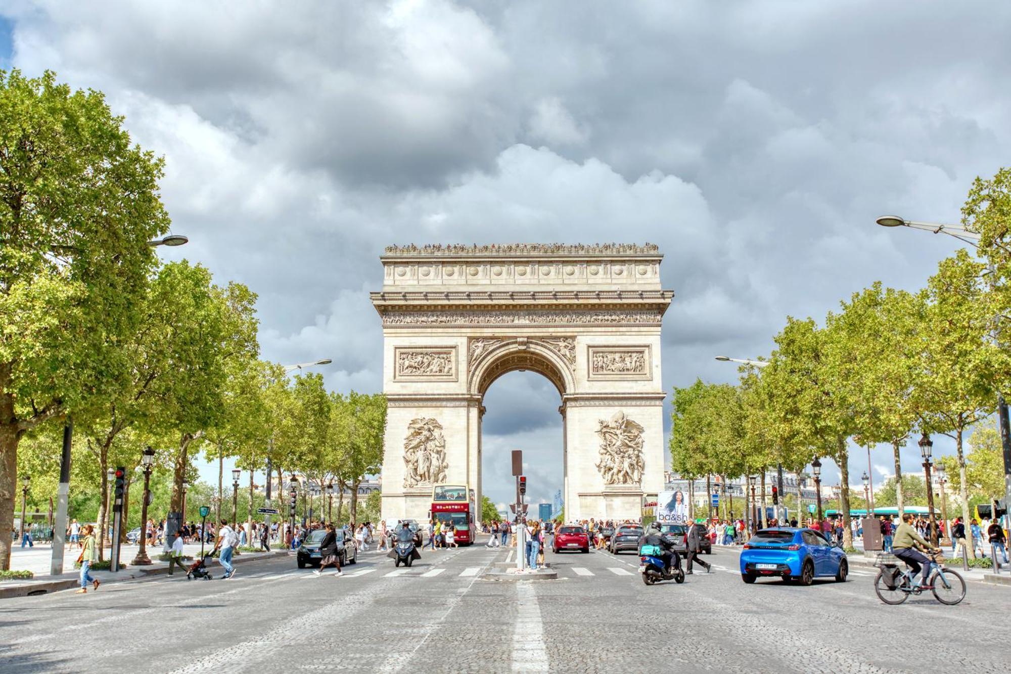 Luxueux 200M2 5Ch Champs Elysees A 1Min Perle Rare Paris Dış mekan fotoğraf