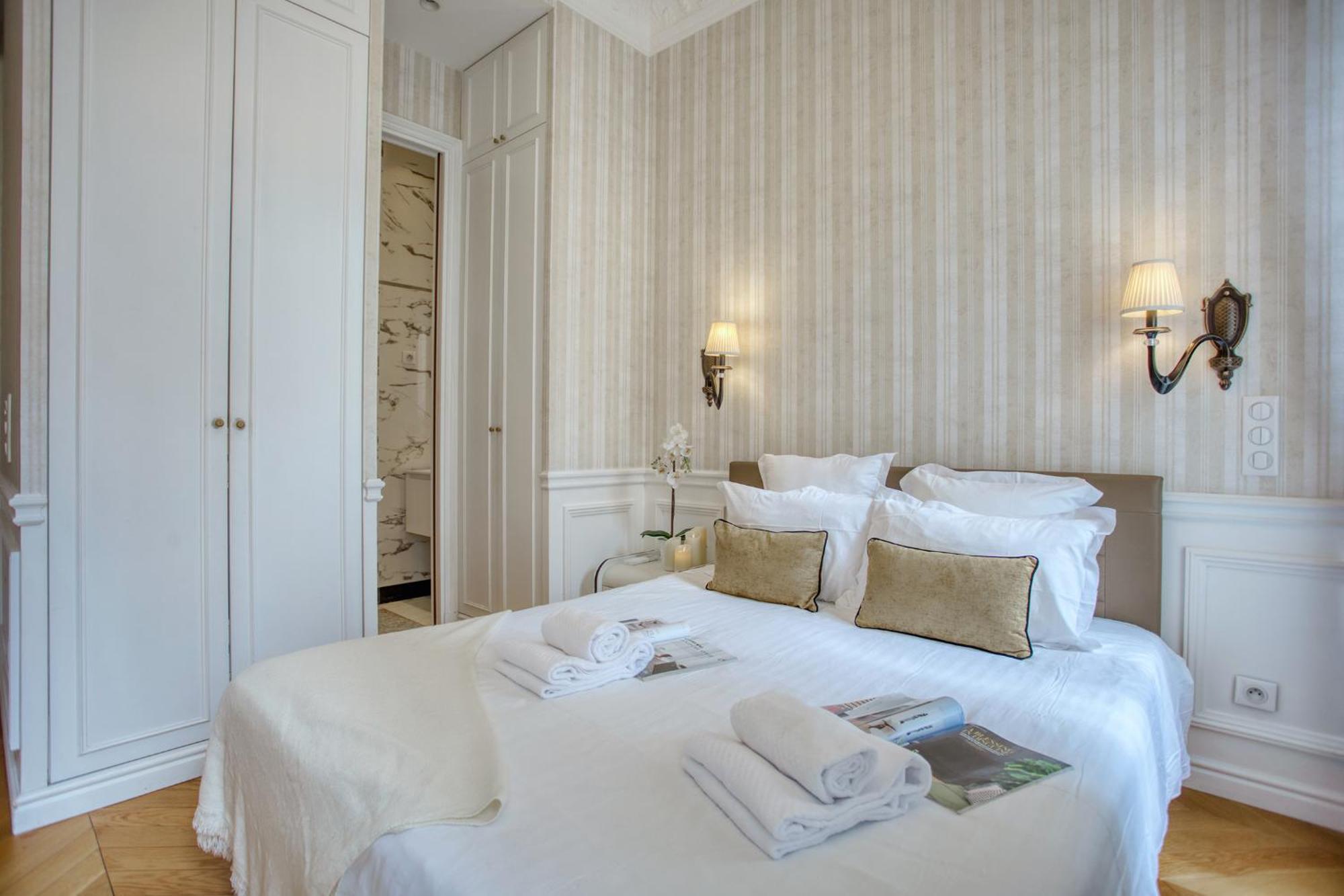 Luxueux 200M2 5Ch Champs Elysees A 1Min Perle Rare Paris Dış mekan fotoğraf