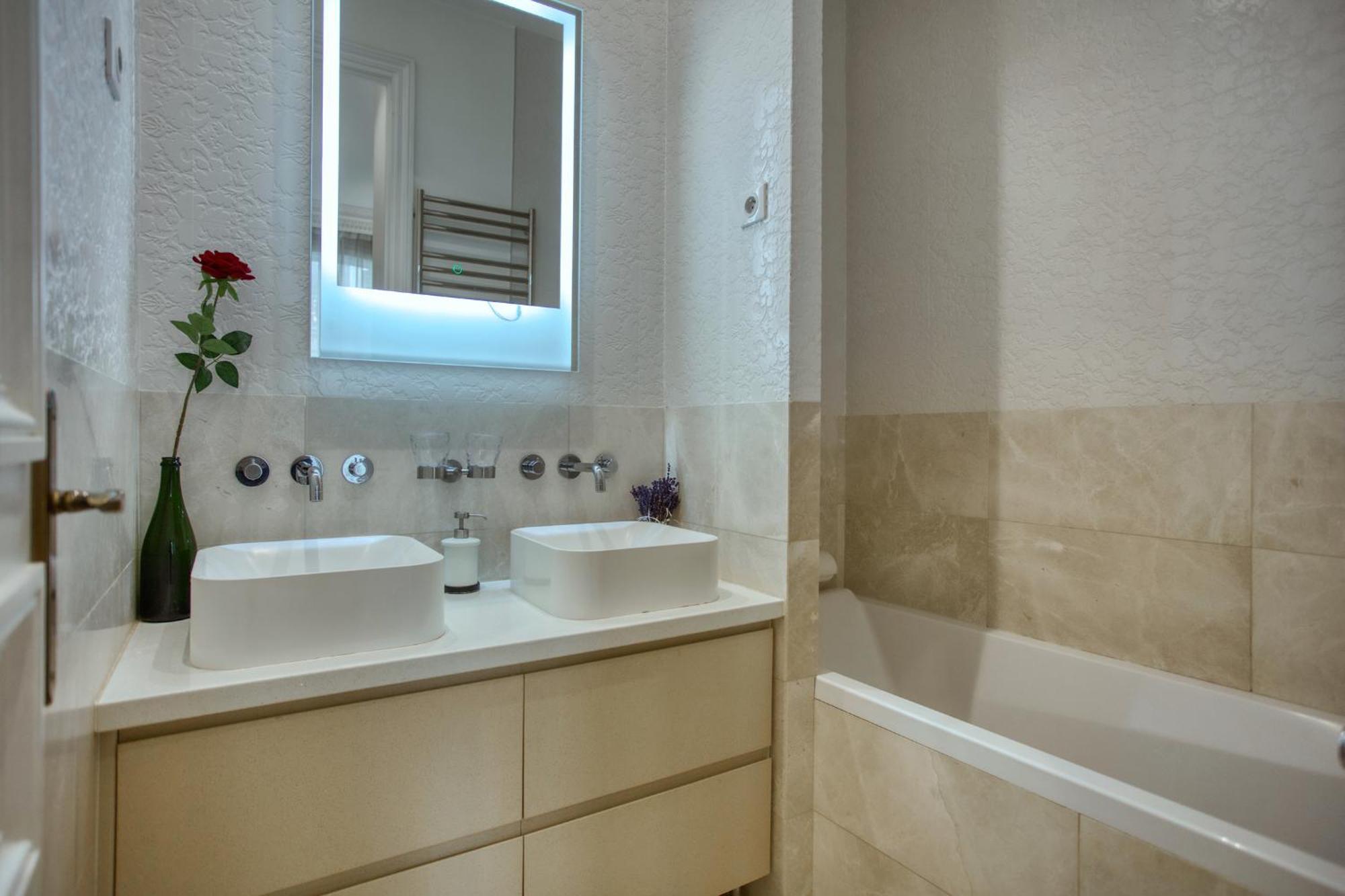 Luxueux 200M2 5Ch Champs Elysees A 1Min Perle Rare Paris Dış mekan fotoğraf