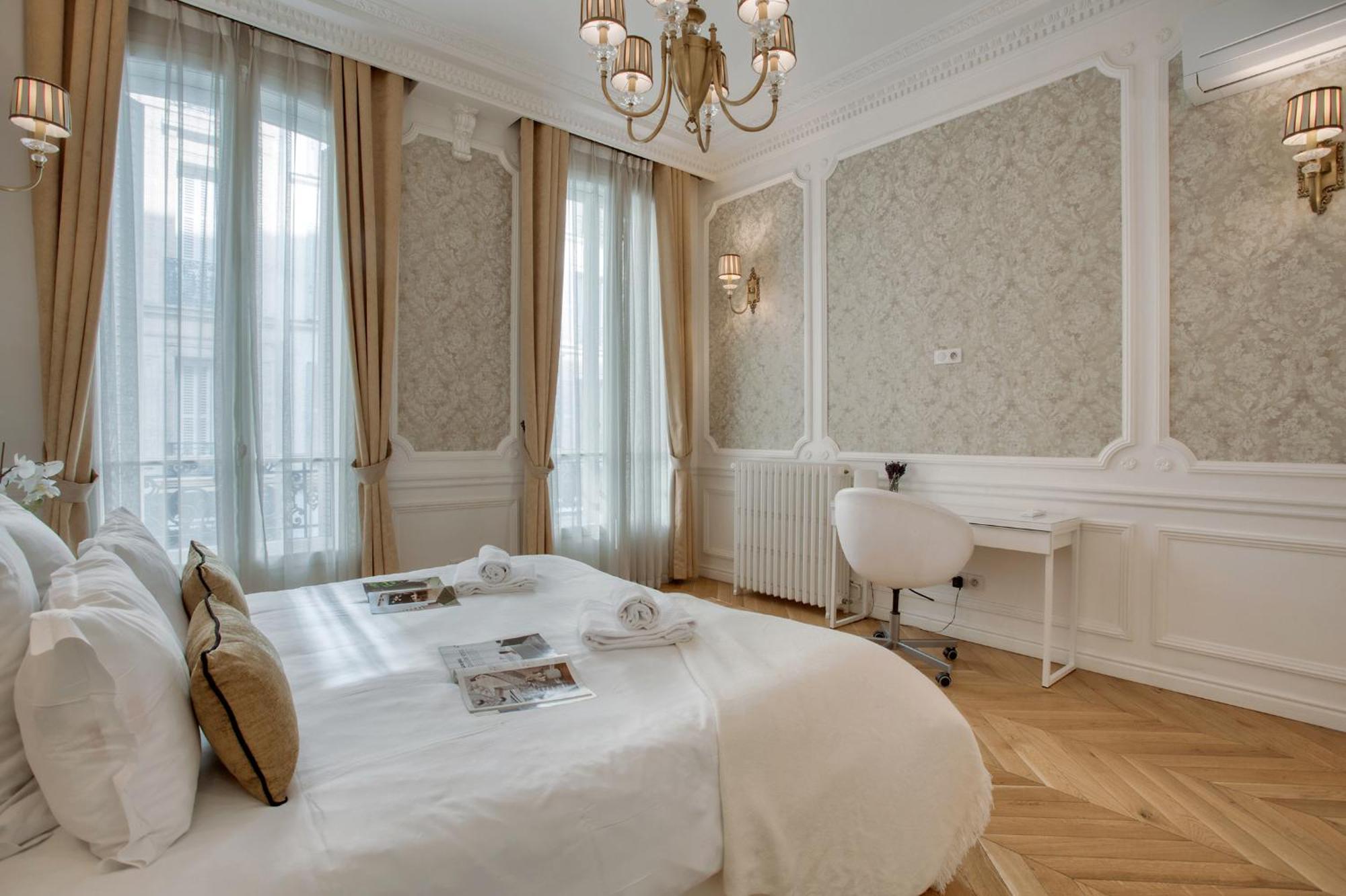 Luxueux 200M2 5Ch Champs Elysees A 1Min Perle Rare Paris Dış mekan fotoğraf