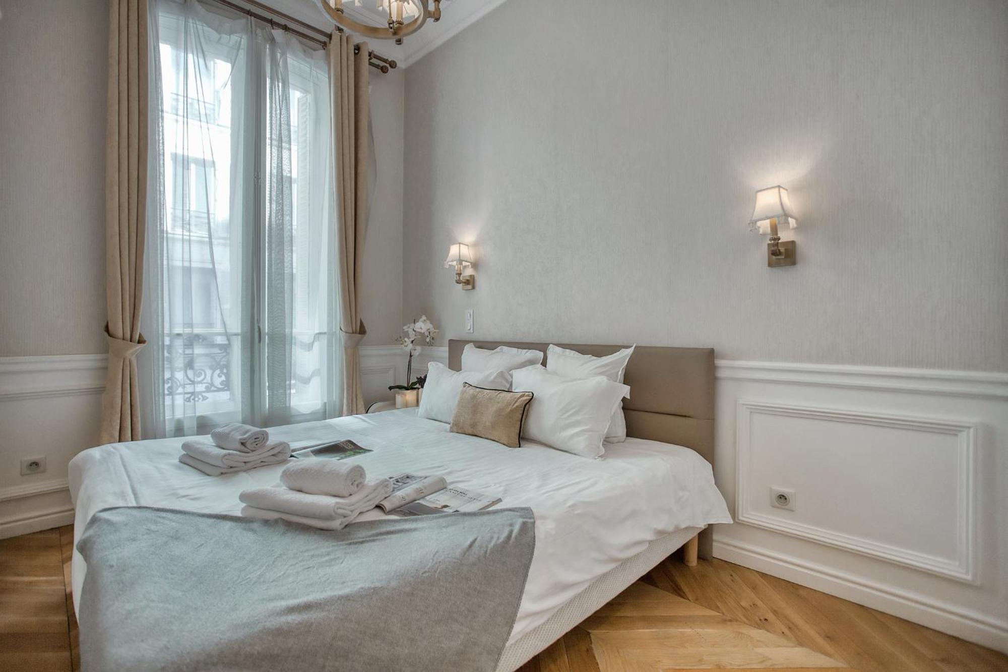 Luxueux 200M2 5Ch Champs Elysees A 1Min Perle Rare Paris Dış mekan fotoğraf
