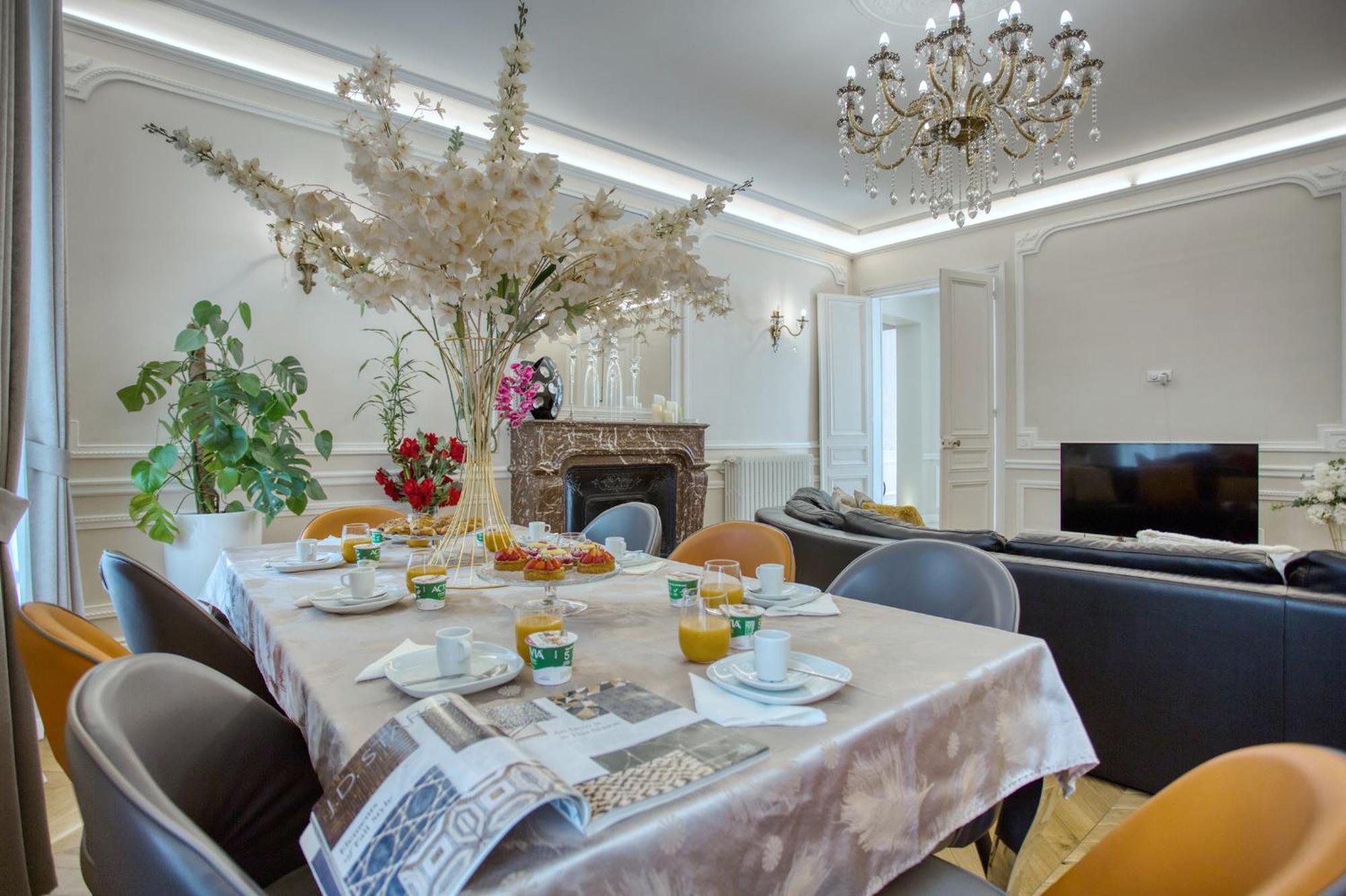 Luxueux 200M2 5Ch Champs Elysees A 1Min Perle Rare Paris Dış mekan fotoğraf