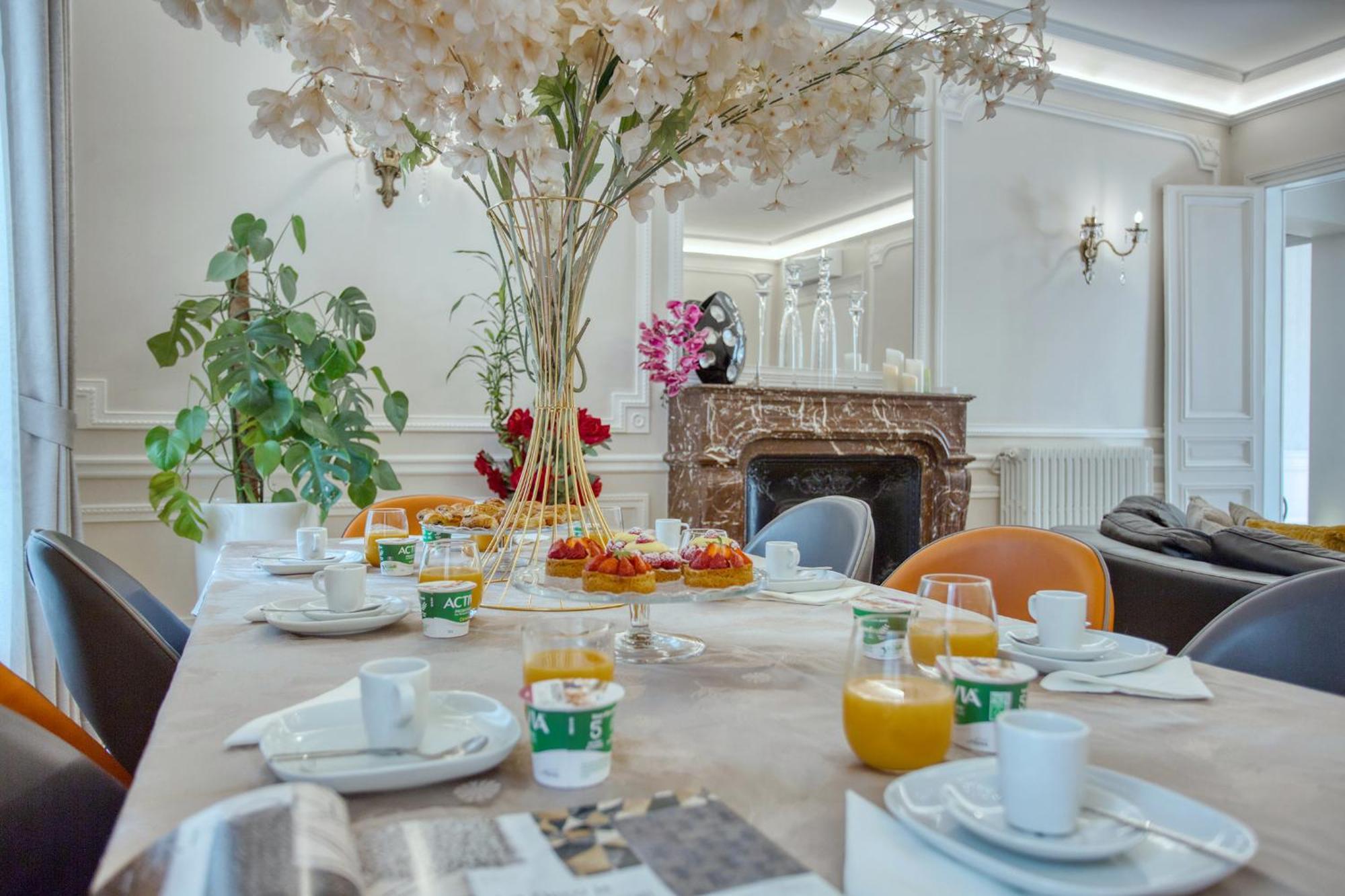 Luxueux 200M2 5Ch Champs Elysees A 1Min Perle Rare Paris Dış mekan fotoğraf