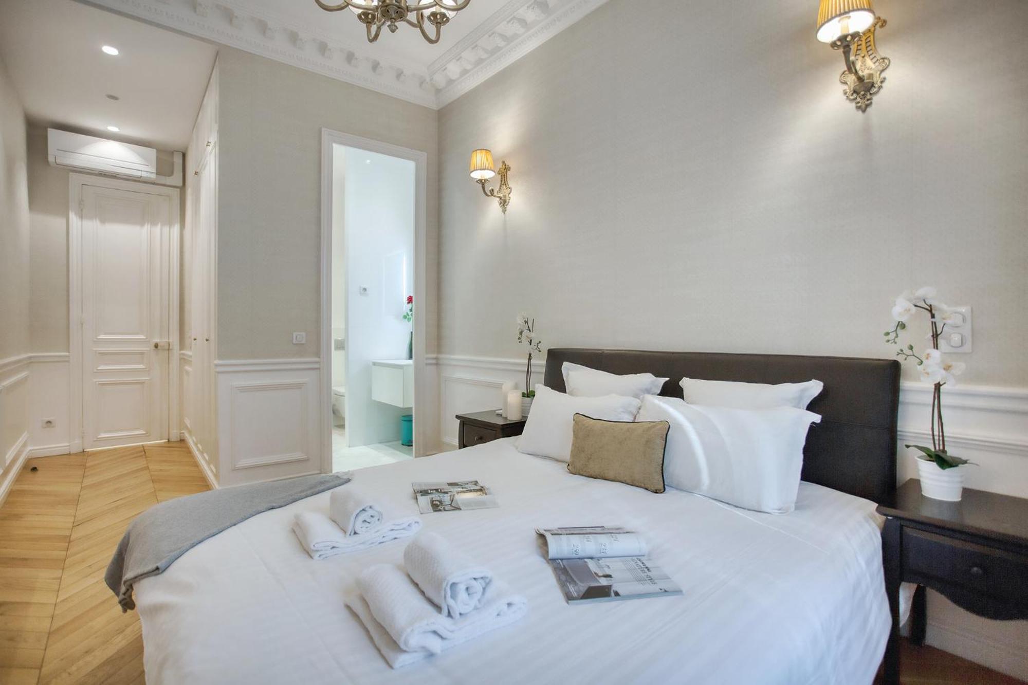 Luxueux 200M2 5Ch Champs Elysees A 1Min Perle Rare Paris Dış mekan fotoğraf